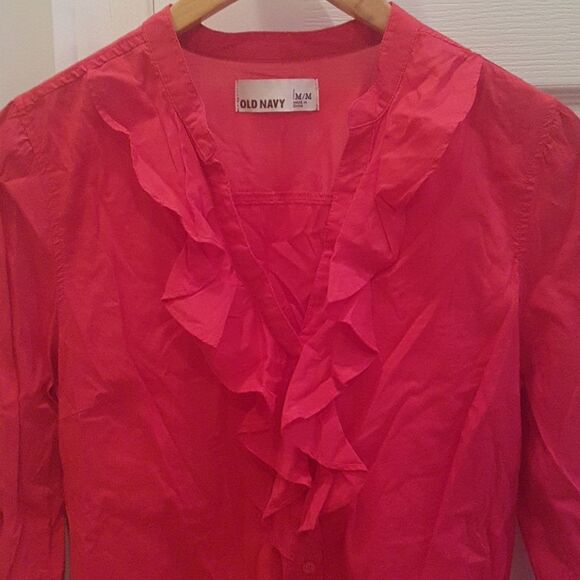 3/$20 Old Navy red woman top shirt sz M - Picture 2 of 10